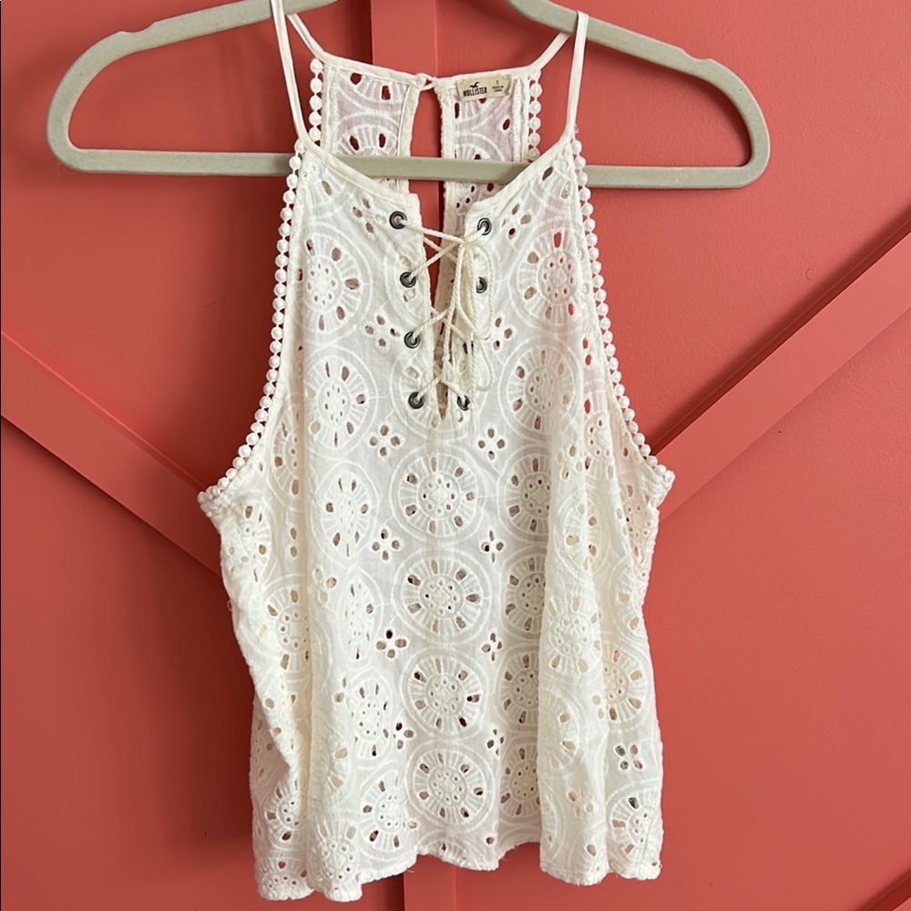 Hollister Cream Sleeveless Tie Front Tank Top
